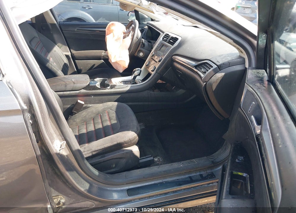 2014 FORD FUSION SE VIN: 1FA6P0H74E5384341