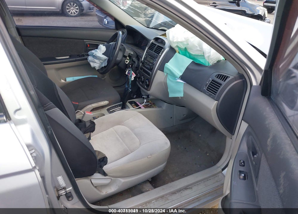 2005 KIA SPECTRA5 VIN: KNAFE161055147900