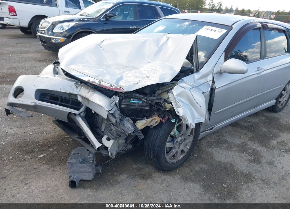 2005 KIA SPECTRA5 VIN: KNAFE161055147900