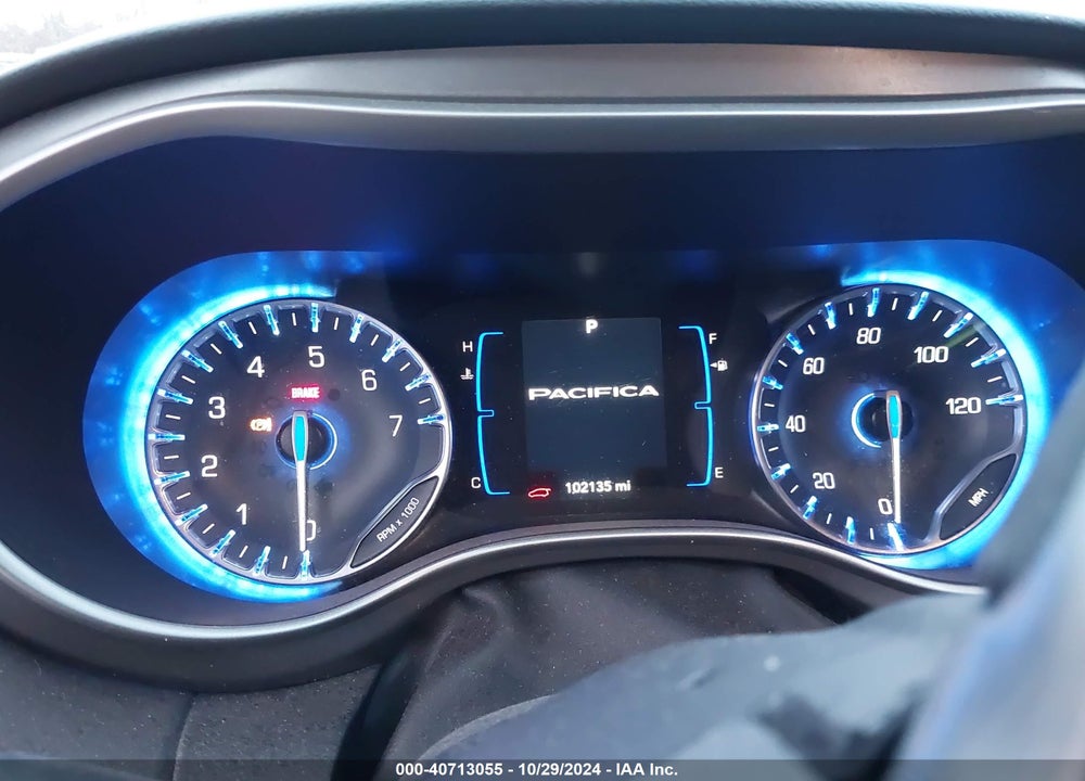 2020 CHRYSLER PACIFICA TOURING L VIN: 2C4RC1BG6LR275445