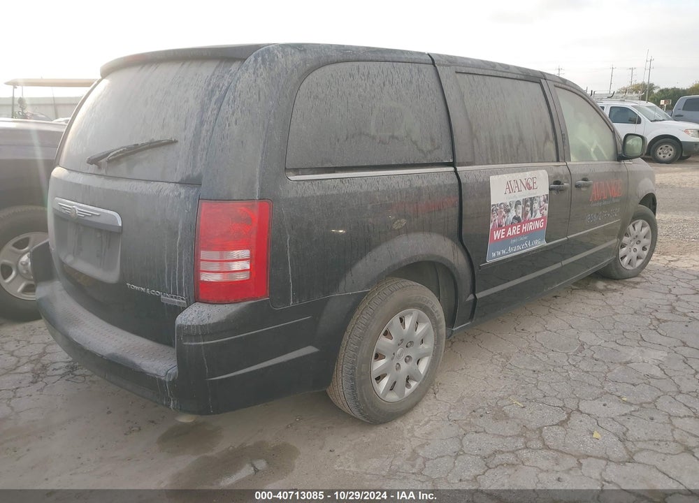 2010 CHRYSLER TOWN & COUNTRY LX VIN: 2A4RR4DE3AR213326