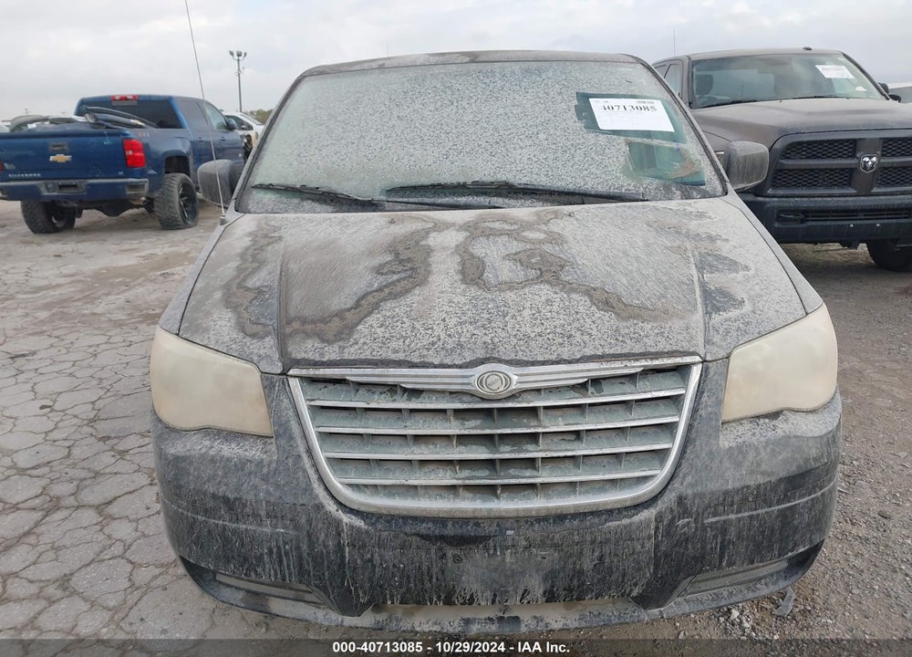 2010 CHRYSLER TOWN & COUNTRY LX VIN: 2A4RR4DE3AR213326