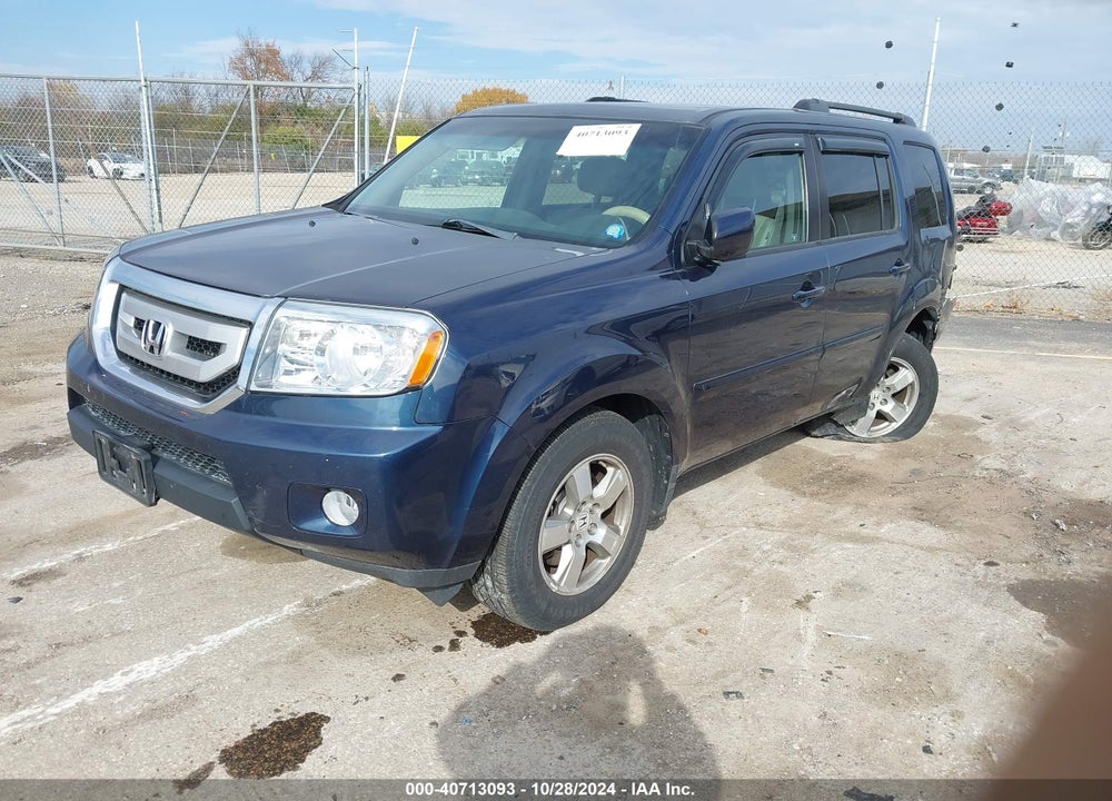 2011 HONDA PILOT EX-L VIN: 5FNYF4H56BB010576