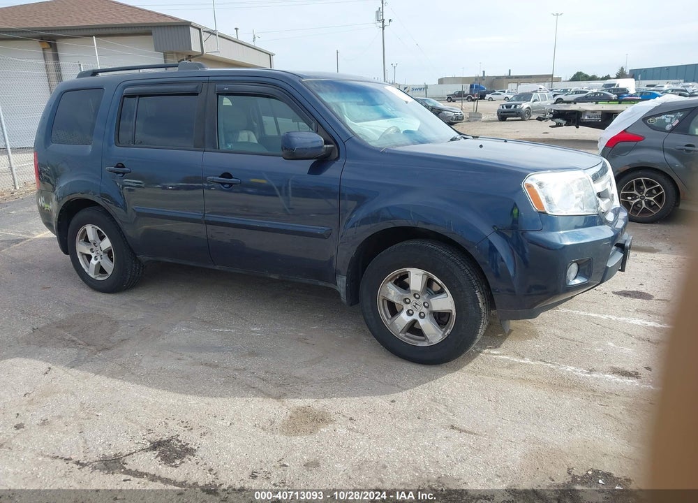 2011 HONDA PILOT EX-L VIN: 5FNYF4H56BB010576