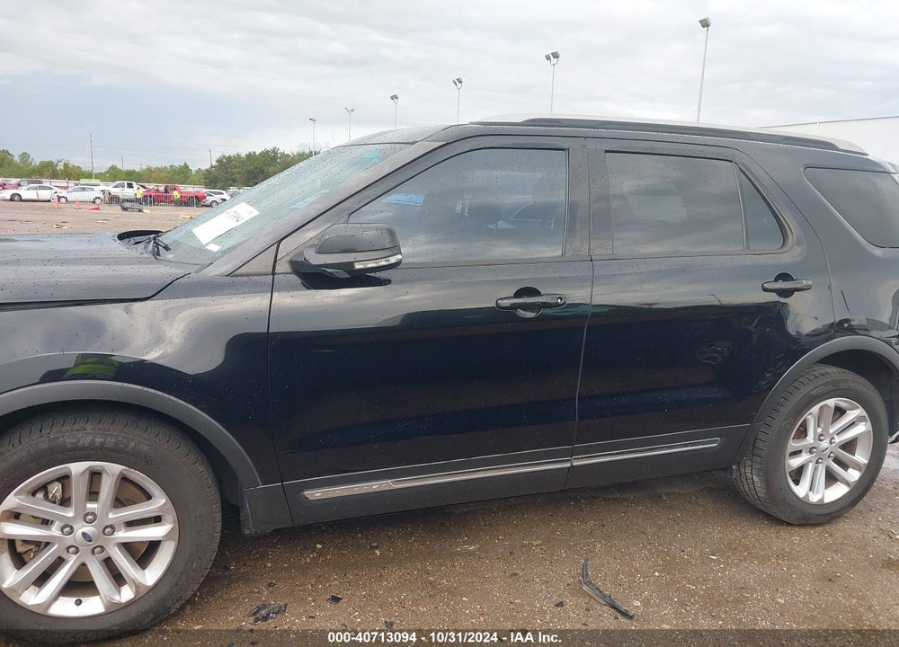 2017 FORD EXPLORER XLT VIN: 1FM5K7D89HGB78464