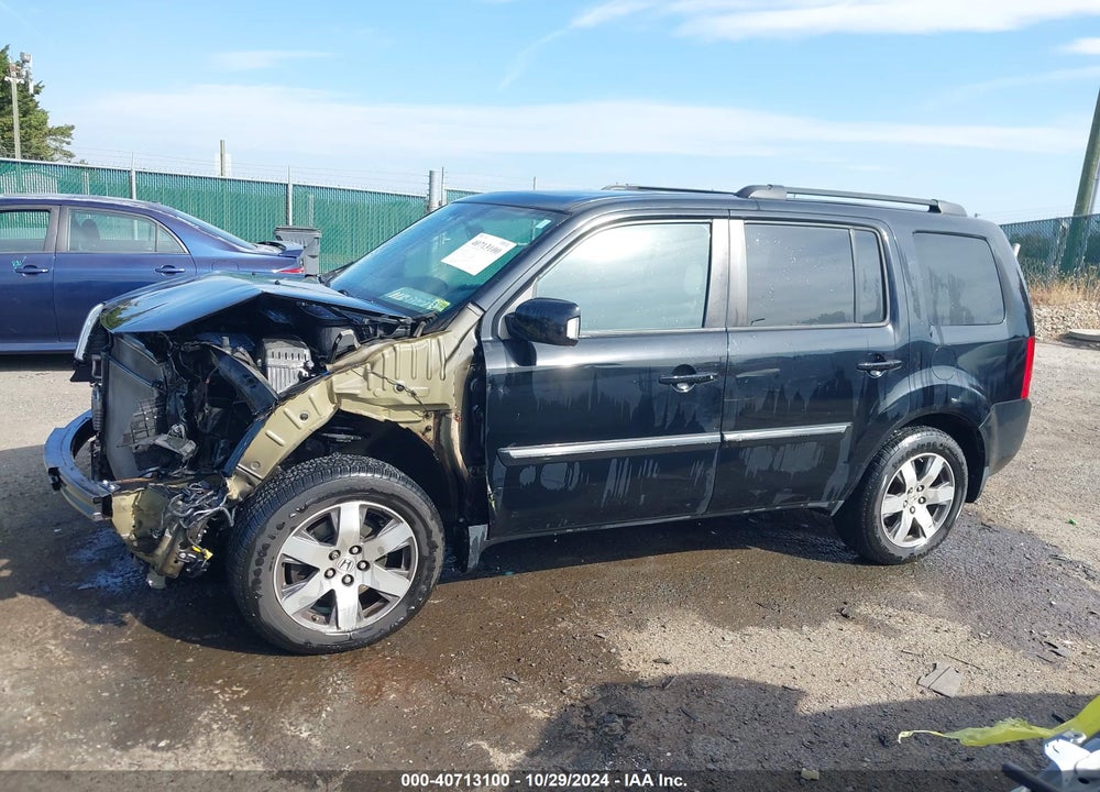2013 HONDA PILOT TOURING VIN: 5FNYF4H93DB063936