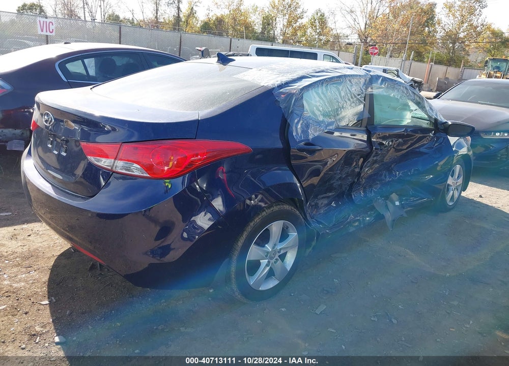 2013 HYUNDAI ELANTRA GLS VIN: 5NPDH4AE7DH426675