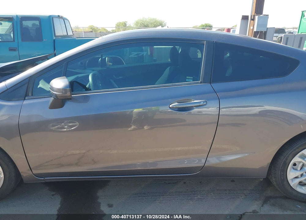 2015 HONDA CIVIC LX VIN: 2HGFG3B51FH523727
