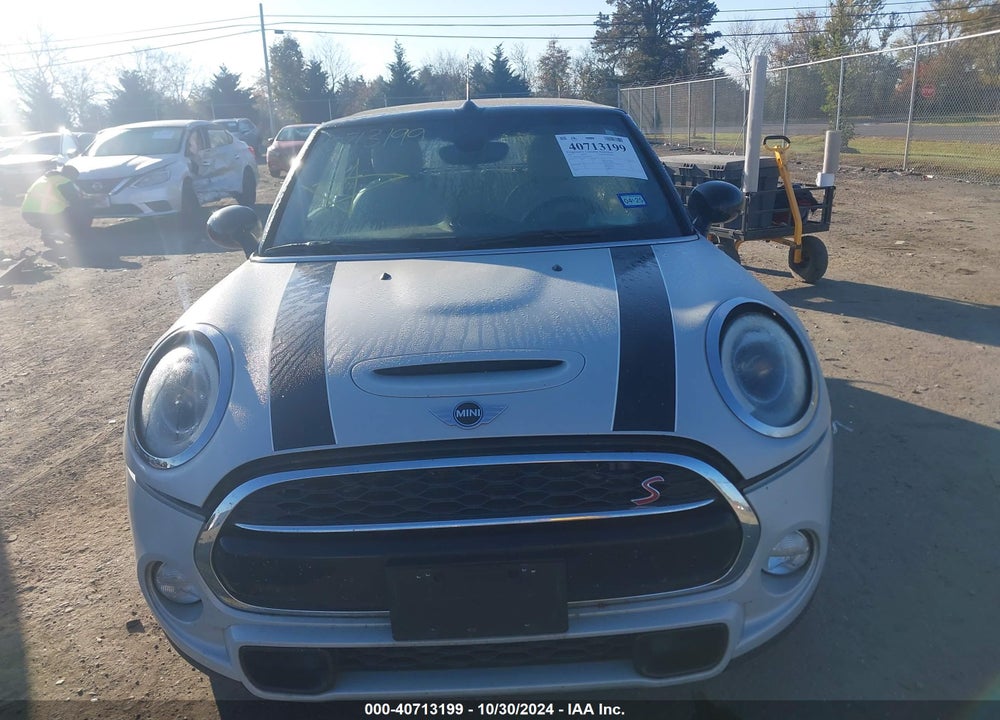 2017 MINI CONVERTIBLE VIN: WMWWG9C39H3C82262