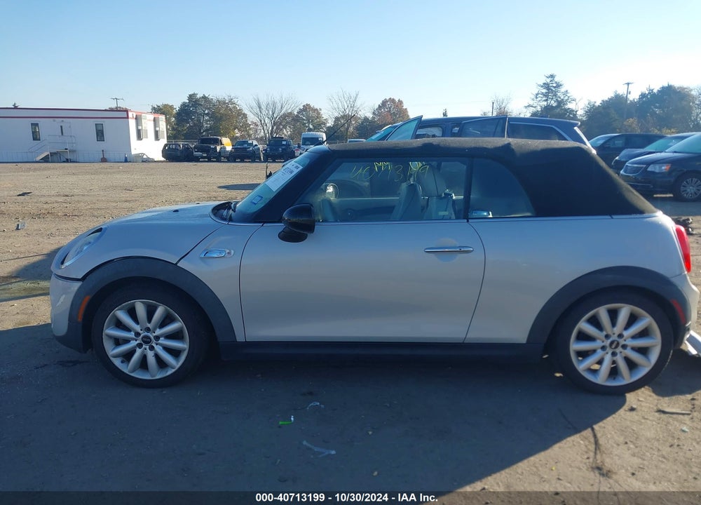 2017 MINI CONVERTIBLE VIN: WMWWG9C39H3C82262