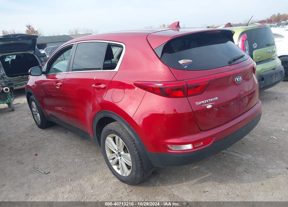 2018 KIA SPORTAGE LX VIN: KNDPMCAC5J7346907