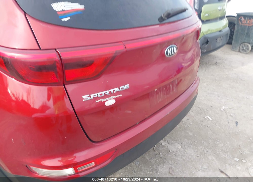 2018 KIA SPORTAGE LX VIN: KNDPMCAC5J7346907