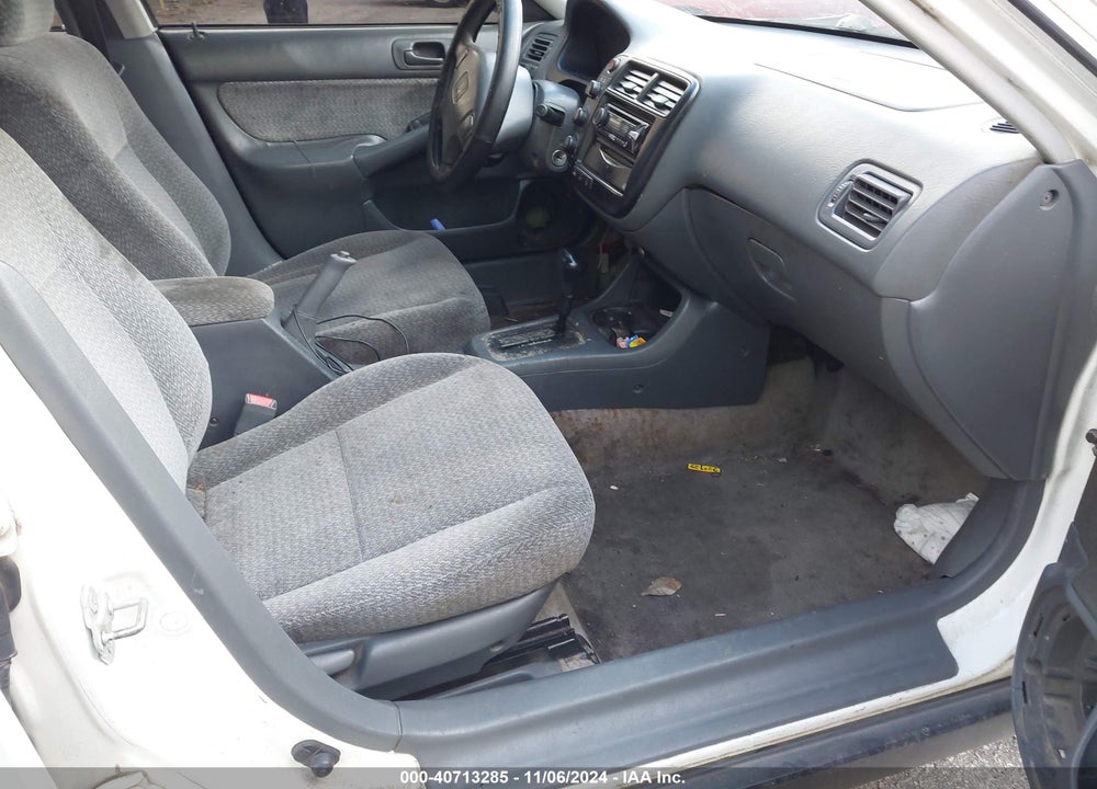2000 HONDA CIVIC VIN: 2HGEJ6678YH602020
