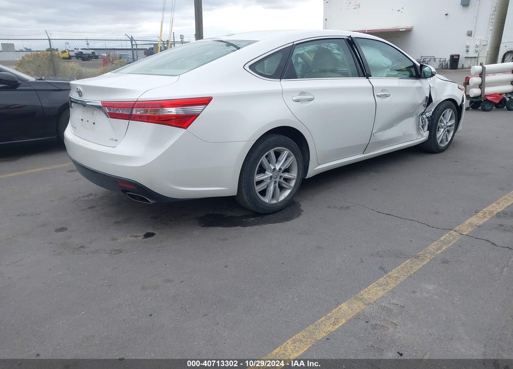 2015 TOYOTA AVALON XLE VIN: 4T1BK1EB5FU177188