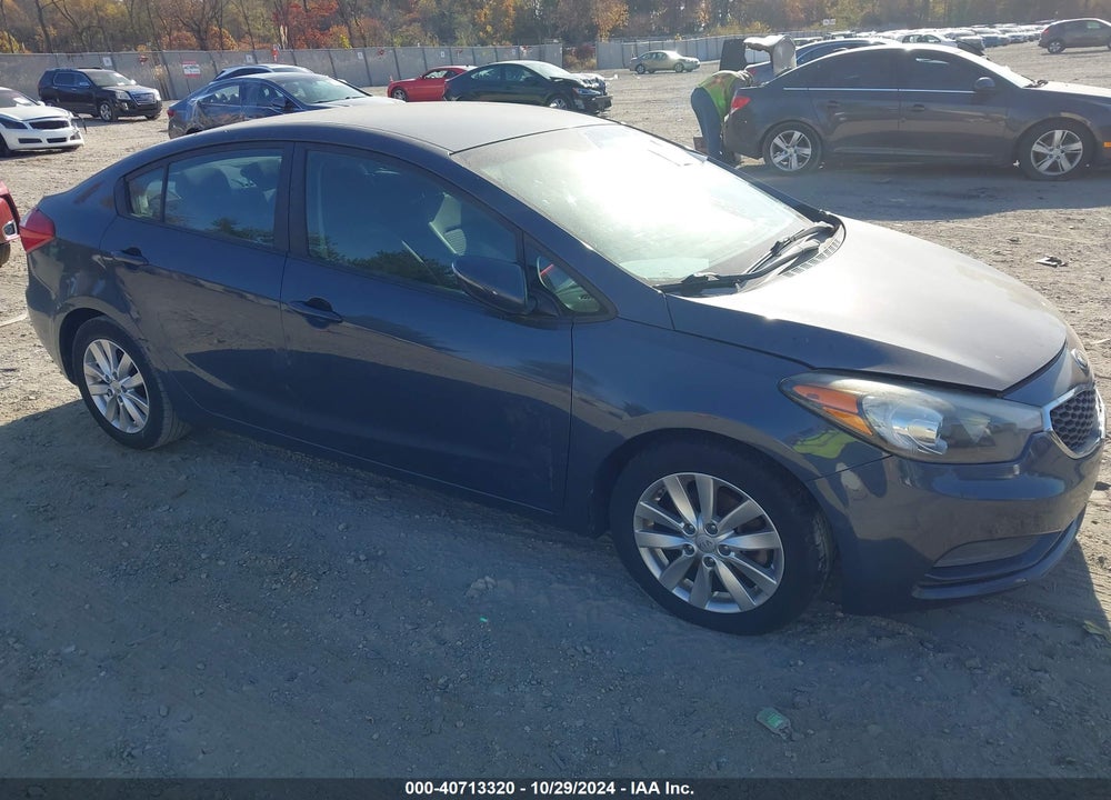 2015 KIA FORTE LX VIN: KNAFX4A61F5396528