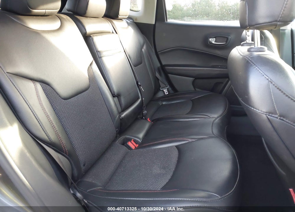 2019 JEEP COMPASS TRAILHAWK 4X4 VIN: 3C4NJDDB4KT747905