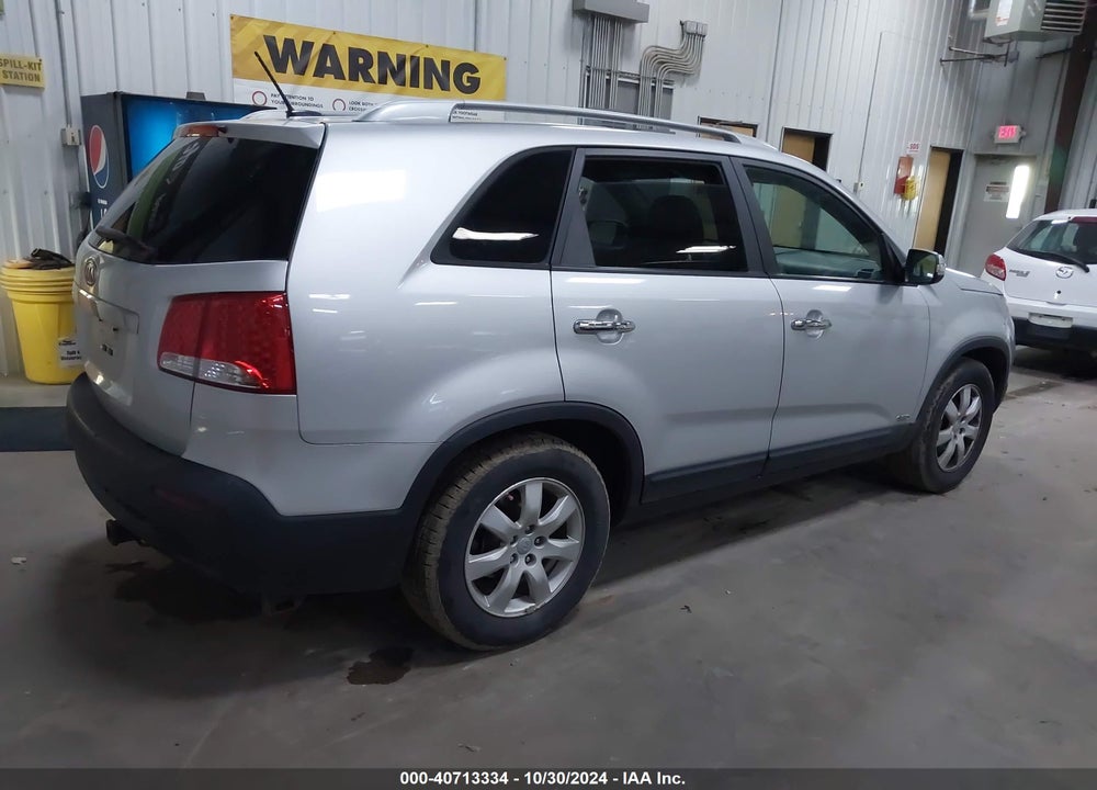 2012 KIA SORENTO LX V6 VIN: 5XYKTDA21CG249249