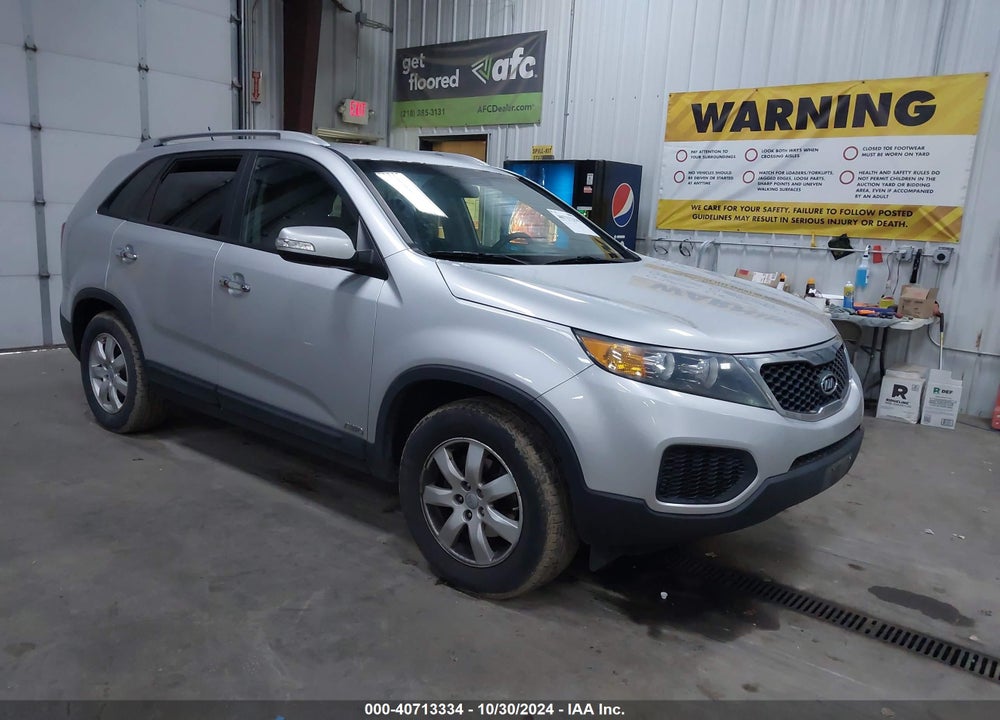2012 KIA SORENTO LX V6 VIN: 5XYKTDA21CG249249