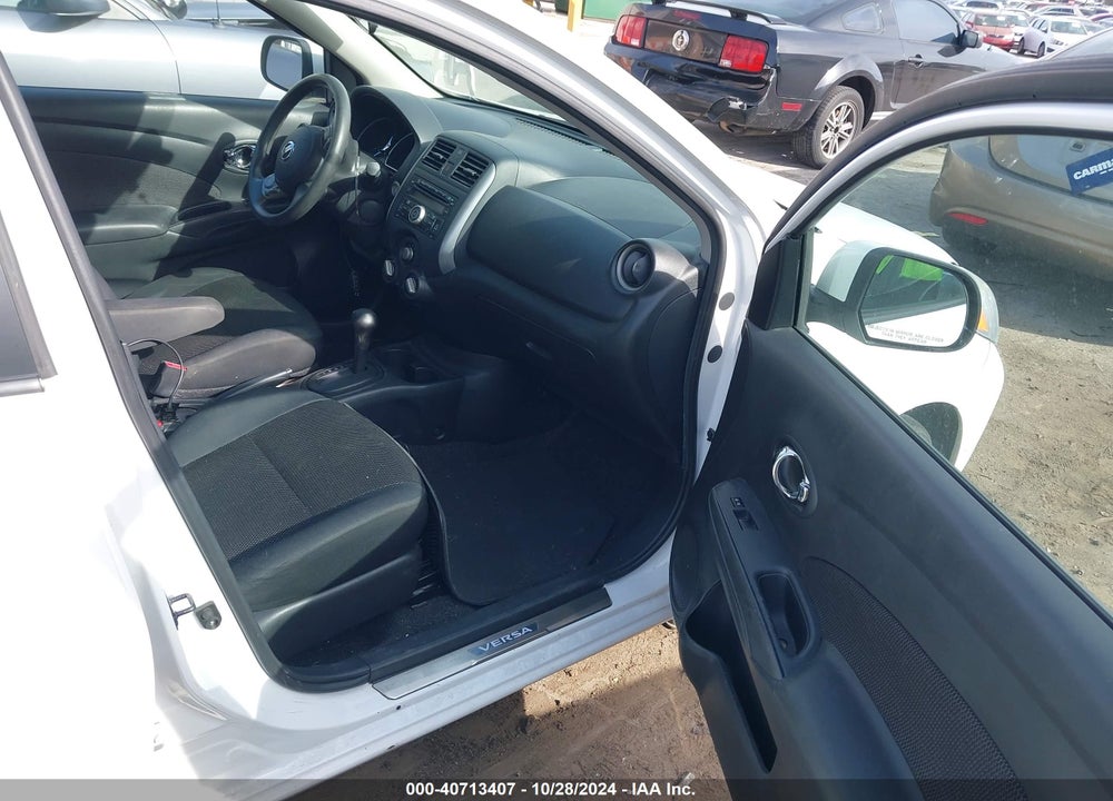 2013 NISSAN VERSA 1.6 SL VIN: 3N1CN7AP3DL848145
