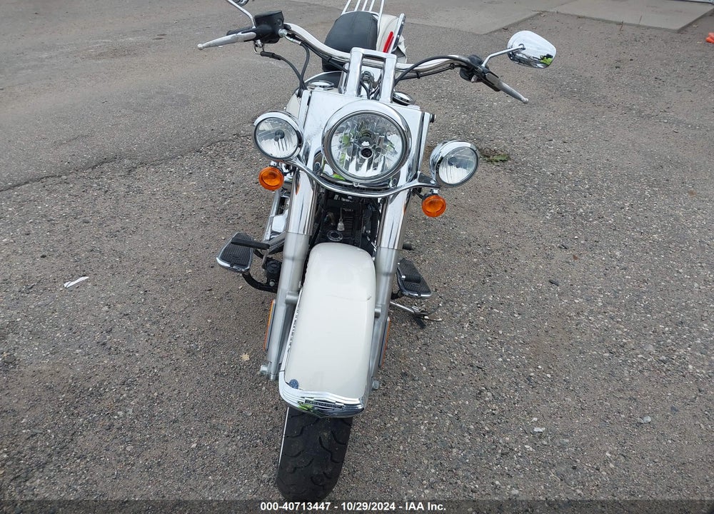 2015 HARLEY-DAVIDSON FLSTN SOFTAIL DELUXE VIN: 1HD1JDV12FB026492