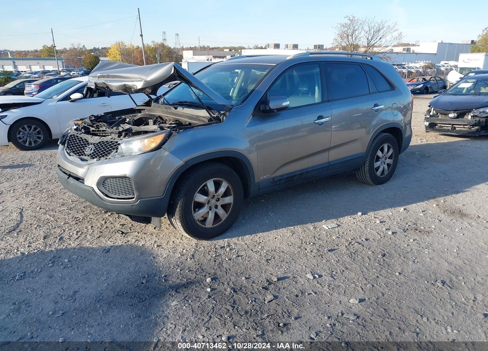 2013 KIA SORENTO LX V6 VIN: 5XYKTDA27DG336235