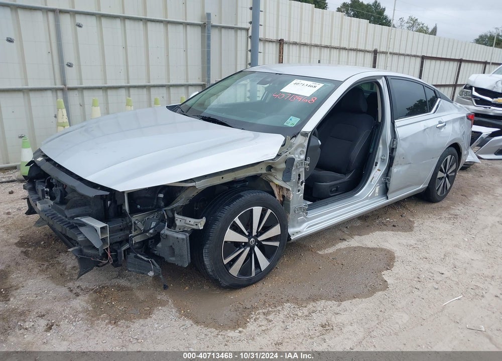 2022 NISSAN ALTIMA SV FWD VIN: 1N4BL4DV2NN305920