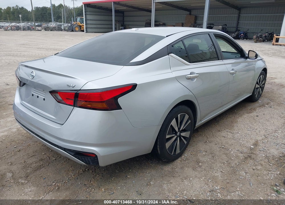 2022 NISSAN ALTIMA SV FWD VIN: 1N4BL4DV2NN305920