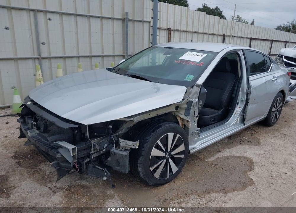 2022 NISSAN ALTIMA SV FWD VIN: 1N4BL4DV2NN305920