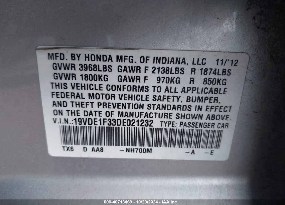 2013 ACURA ILX 2.0L VIN: 19VDE1F33DE021232