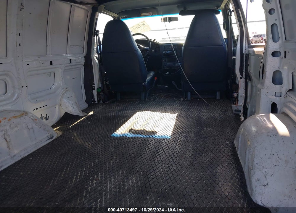 1999 CHEVROLET ASTRO VIN: 1GCDM19W8XB186291