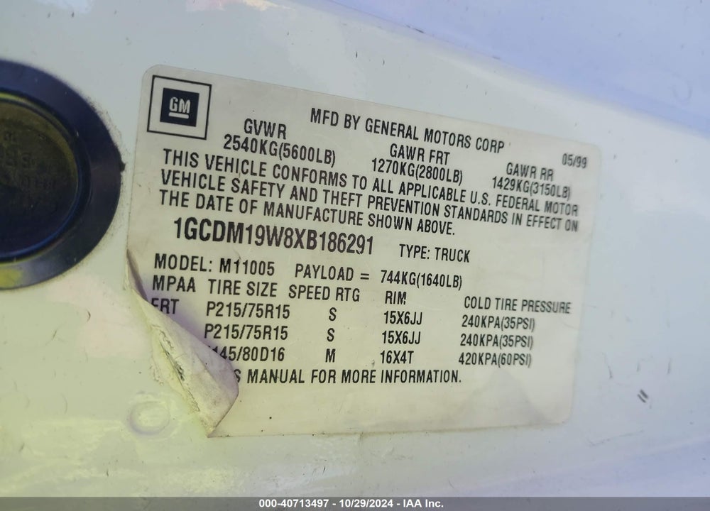 1999 CHEVROLET ASTRO VIN: 1GCDM19W8XB186291