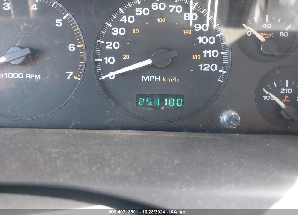 1999 JEEP GRAND CHEROKEE LAREDO VIN: 1J4GW58S6XC540276