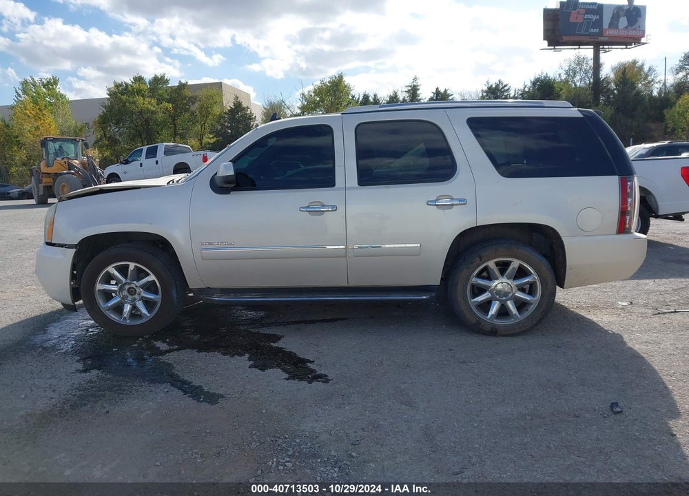2012 GMC YUKON DENALI VIN: 1GKS2EEF2CR114857