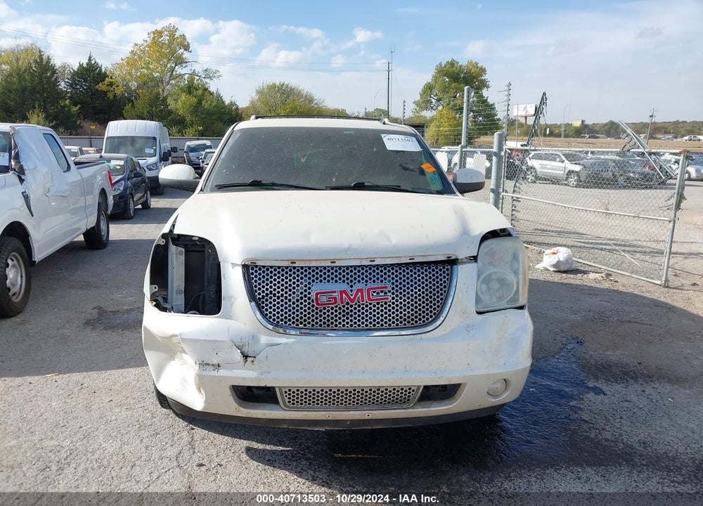 2012 GMC YUKON DENALI VIN: 1GKS2EEF2CR114857