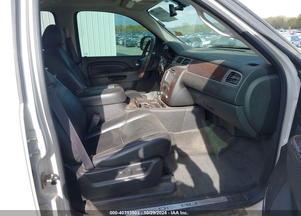 2012 GMC YUKON DENALI VIN: 1GKS2EEF2CR114857