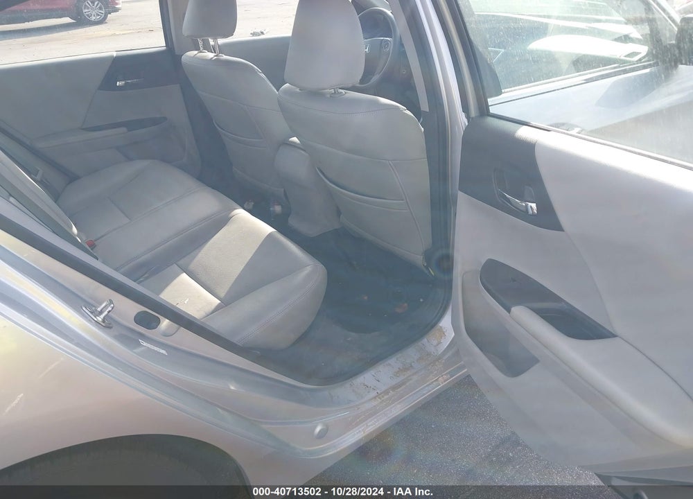2013 HONDA ACCORD LX VIN: 1HGCR2F38DA142632