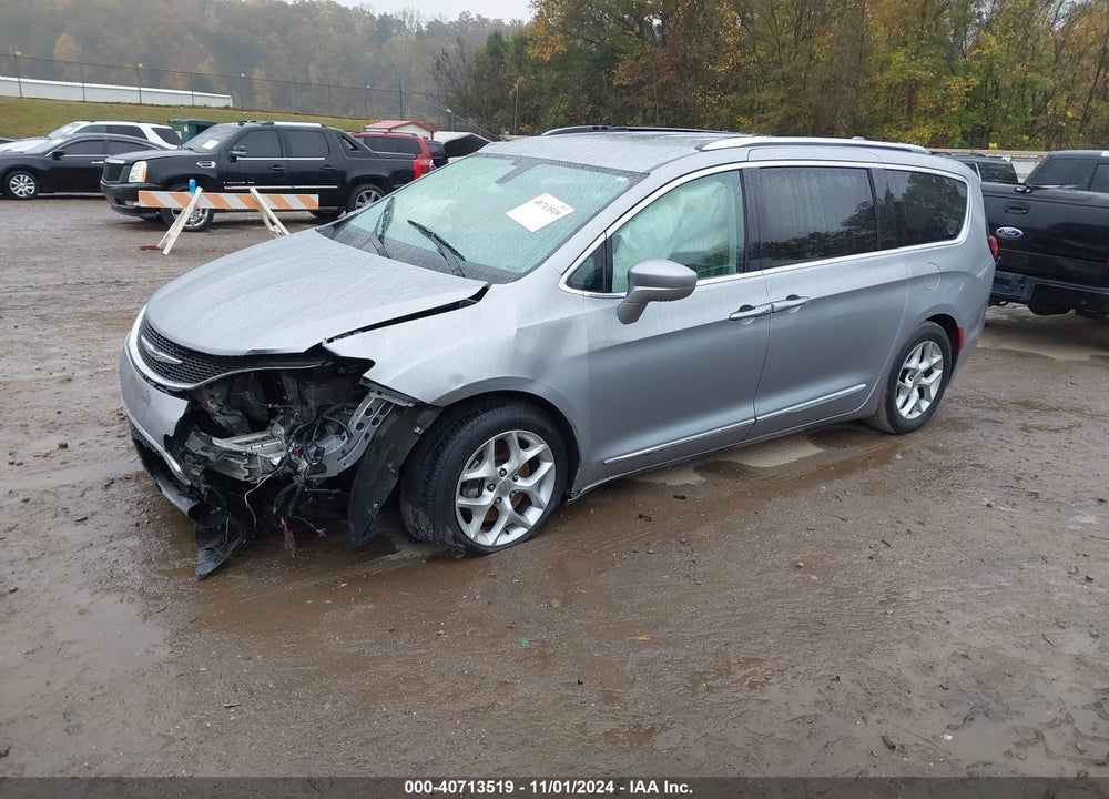 2020 CHRYSLER PACIFICA TOURING L VIN: 2C4RC1BG0LR118039