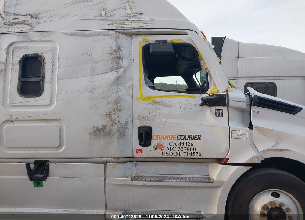 2020 FREIGHTLINER NEW CASCADIA 126 VIN: 3AKJHHDRXLSME4843
