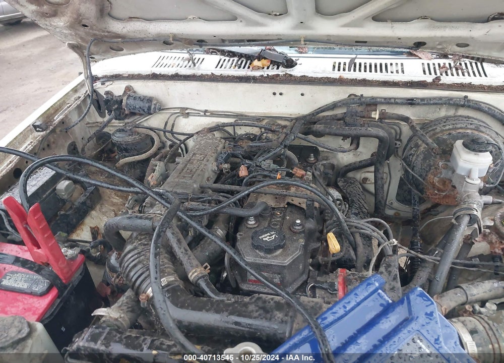 1992 TOYOTA PICKUP 1/2 TON SHT WHEELBASE DLX VIN: JT4RN01P7N0030589