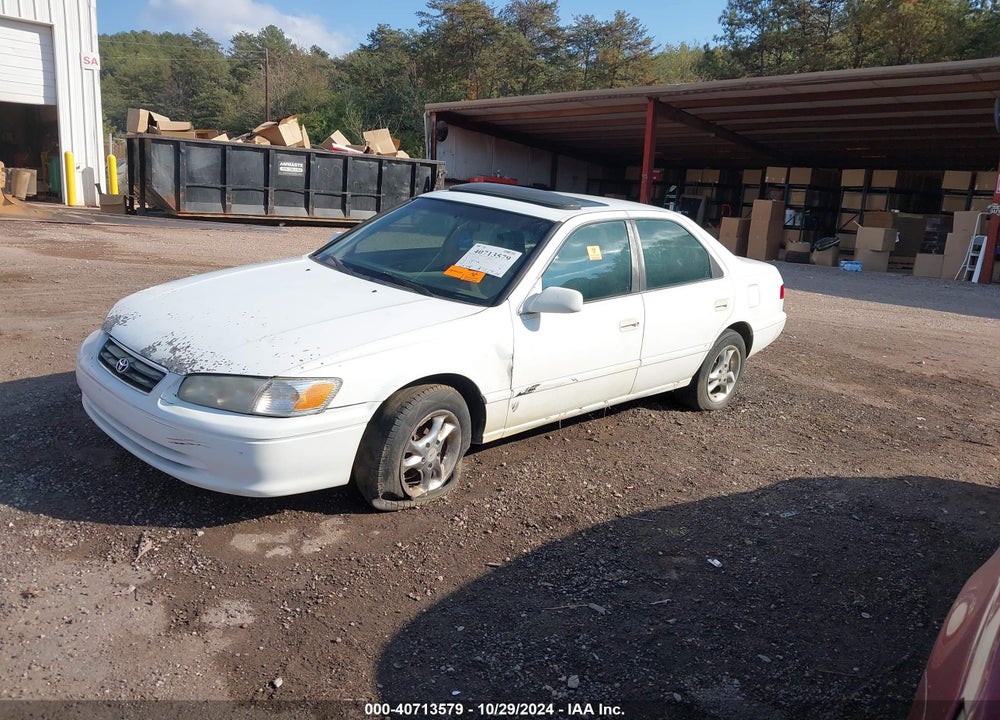 2000 TOYOTA CAMRY LE VIN: 4T1BG28K7YU760738