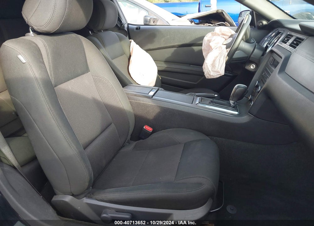 2014 FORD MUSTANG V6 VIN: 1ZVBP8AM9E5272297
