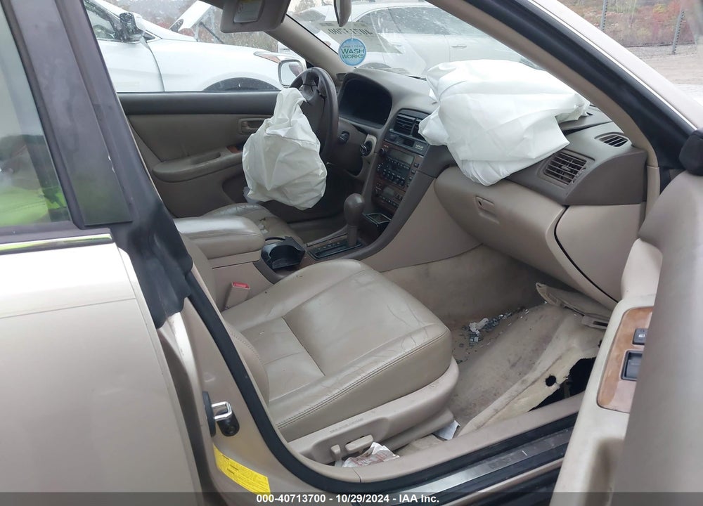 2000 LEXUS ES 300 VIN: JT8BF28G5Y0249442