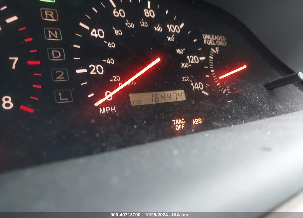 2000 LEXUS ES 300 VIN: JT8BF28G5Y0249442
