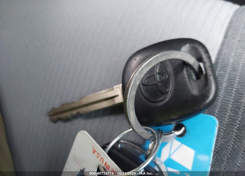 2014 TOYOTA COROLLA L VIN: 5YFBURHE5EP108869