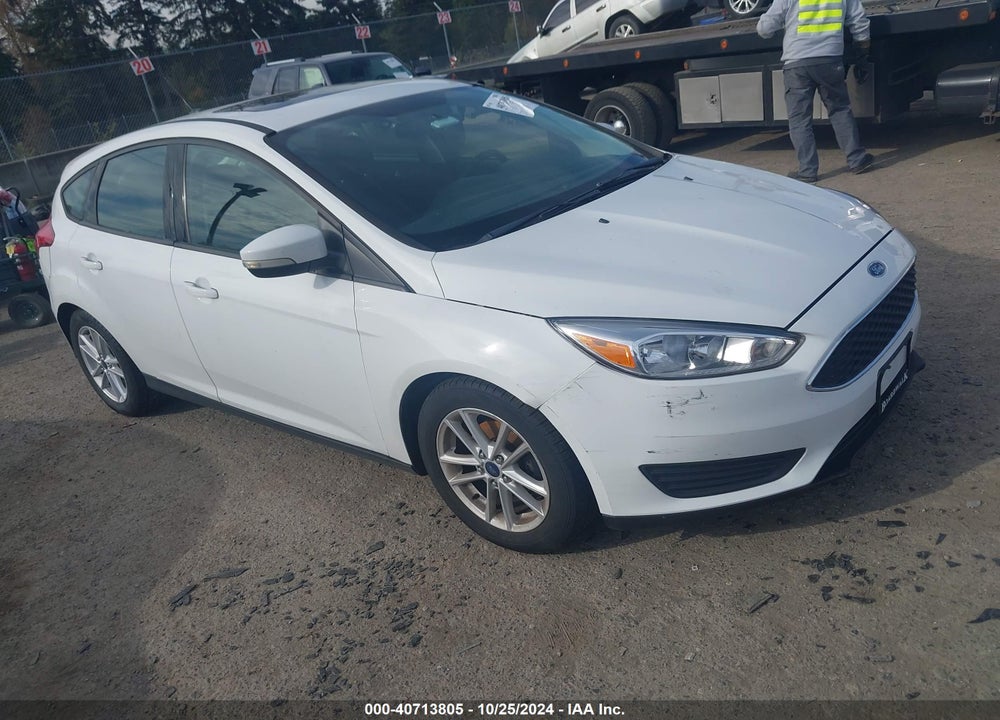 2016 FORD FOCUS SE VIN: 1FADP3K24GL264334