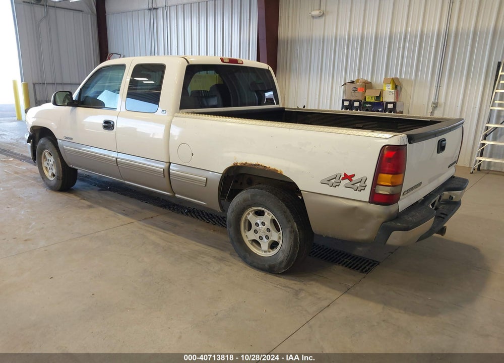 1999 CHEVROLET SILVERADO 1500 LS VIN: 1GCEK19T0XE193105