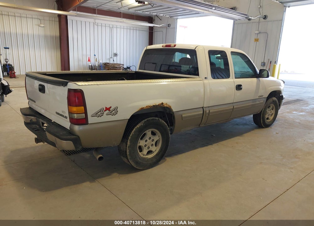 1999 CHEVROLET SILVERADO 1500 LS VIN: 1GCEK19T0XE193105