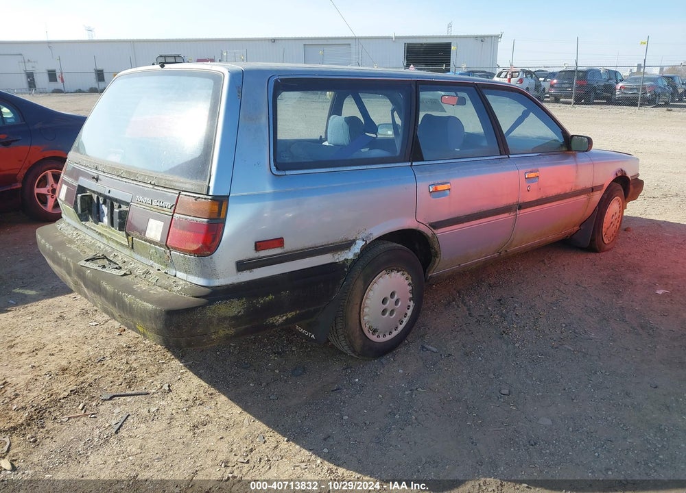 1989 TOYOTA CAMRY DLX VIN: JT2SV21W2K0294294