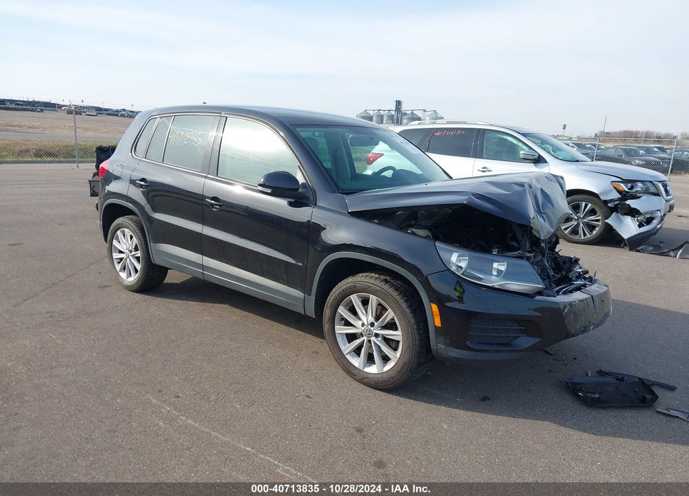 2014 VOLKSWAGEN TIGUAN SE VIN: WVGBV3AX9EW613239