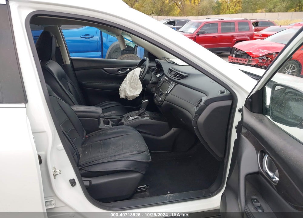 2019 NISSAN ROGUE SV VIN: JN8AT2MV0KW400724